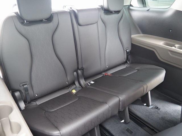 new 2025 Kia Carnival car, priced at $43,195