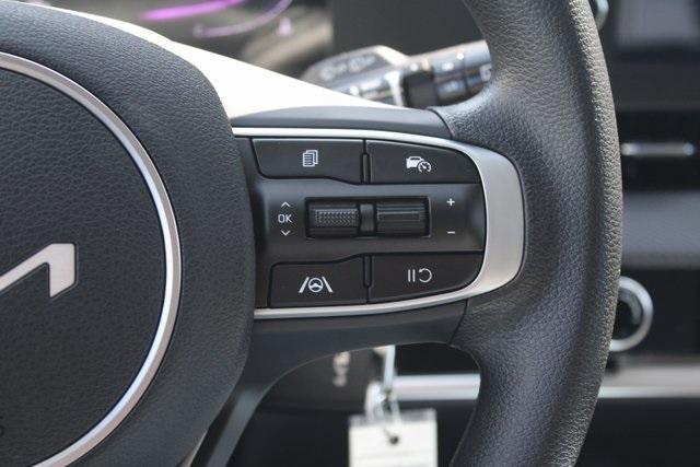 new 2025 Kia Sportage car, priced at $31,155