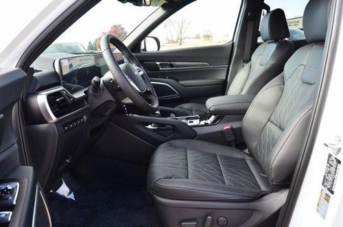 new 2025 Kia Telluride car, priced at $48,730