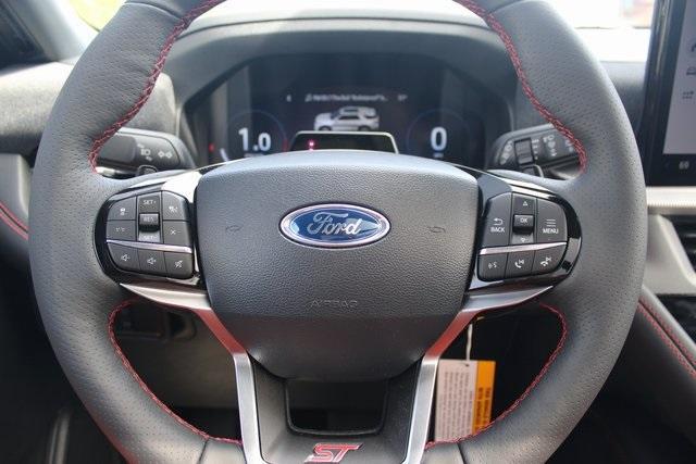new 2025 Ford Explorer car, priced at $62,401