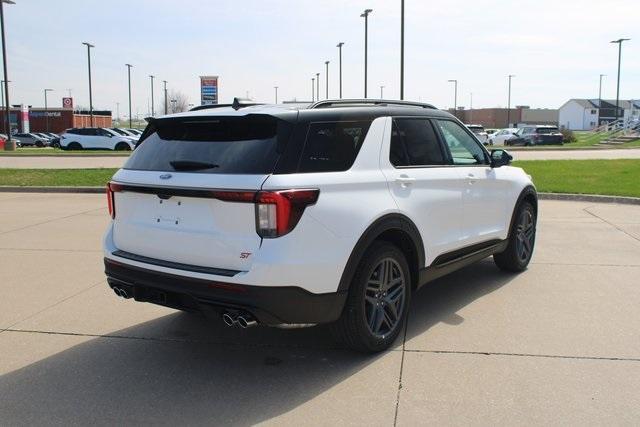 new 2025 Ford Explorer car, priced at $62,401