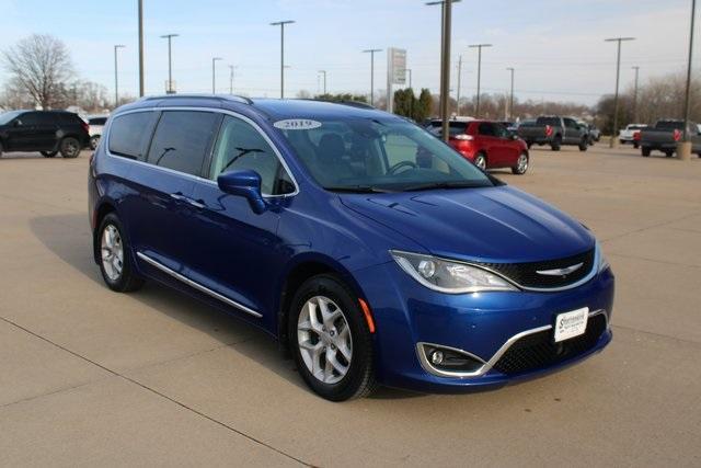 used 2019 Chrysler Pacifica car, priced at $23,755