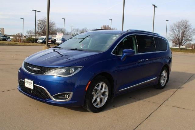 used 2019 Chrysler Pacifica car, priced at $23,755