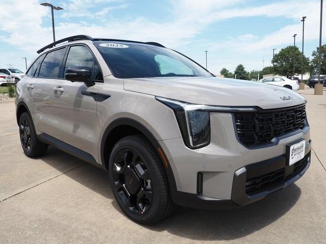new 2025 Kia Sorento car, priced at $48,060