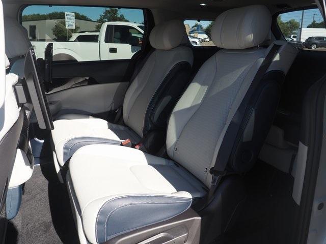 new 2026 Kia Carnival car, priced at $55,865