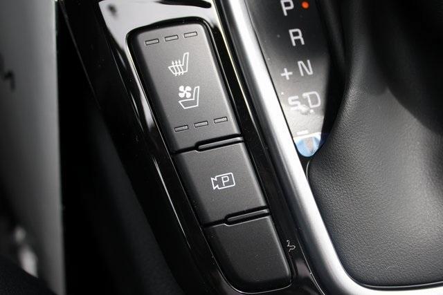 new 2026 Kia Seltos car, priced at $33,775