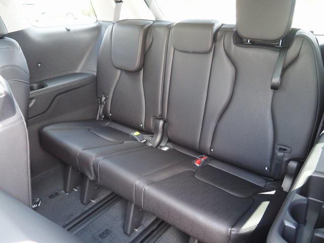 new 2025 Kia Carnival Hybrid car, priced at $51,125