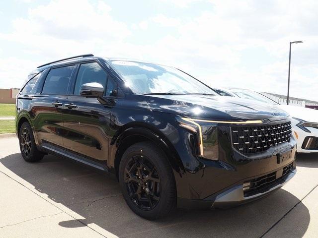 new 2025 Kia Carnival Hybrid car, priced at $51,125