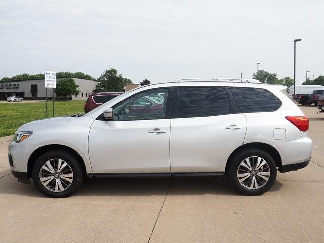 used 2020 Nissan Pathfinder car, priced at $16,333
