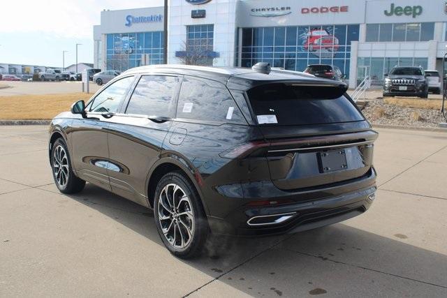 new 2025 Lincoln Nautilus car, priced at $68,160