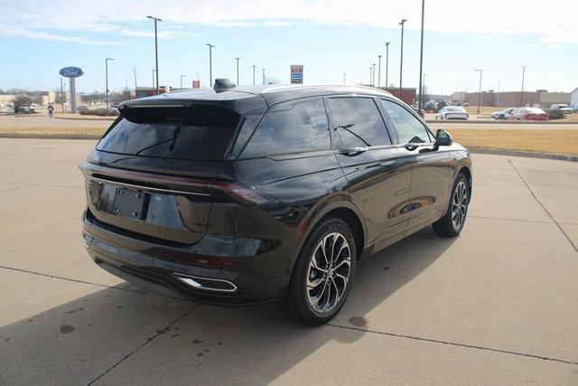 new 2025 Lincoln Nautilus car, priced at $68,160