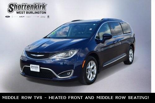 used 2017 Chrysler Pacifica car, priced at $16,500
