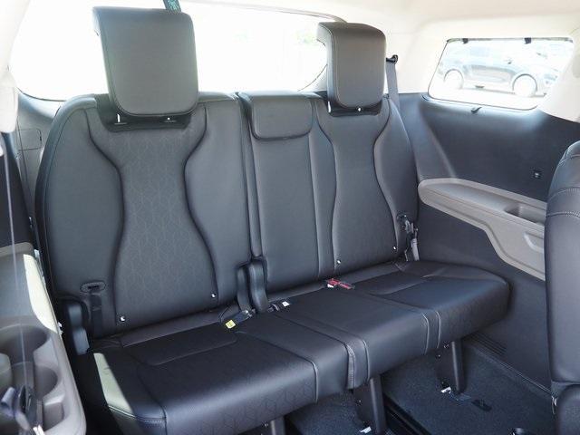 new 2026 Kia Carnival car, priced at $43,415
