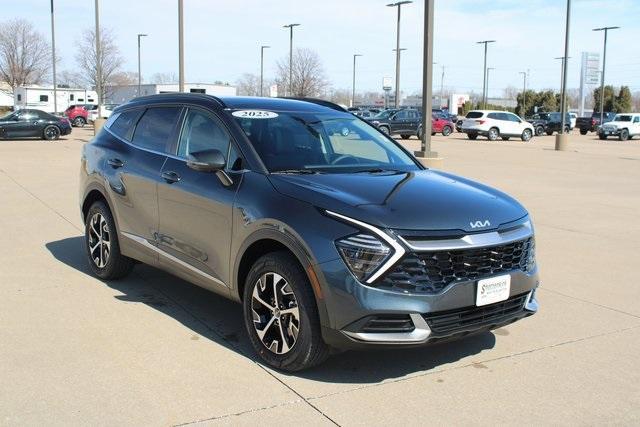 new 2025 Kia Sportage Hybrid car, priced at $35,835