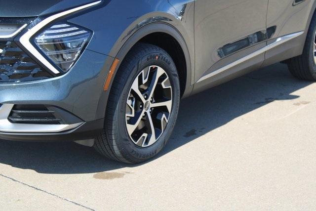 new 2025 Kia Sportage Hybrid car, priced at $35,835
