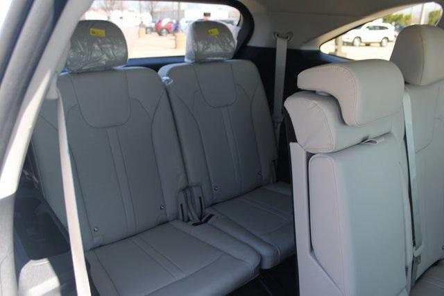 new 2025 Kia Sorento car, priced at $39,405