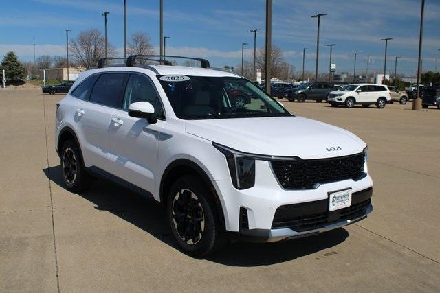 new 2025 Kia Sorento car, priced at $39,405