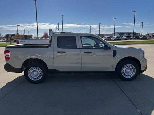 new 2025 Ford Maverick car, priced at $31,863