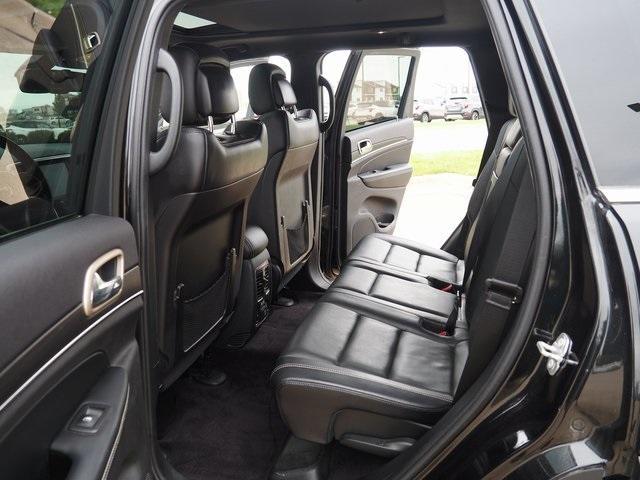 used 2016 Jeep Grand Cherokee car, priced at $19,333