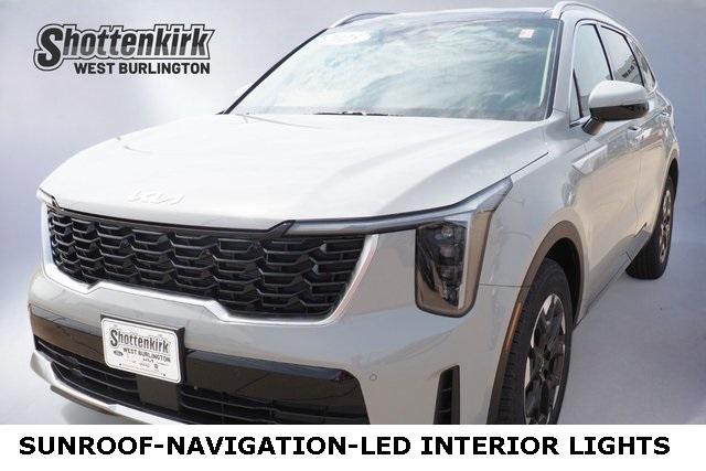 new 2025 Kia Sorento car, priced at $38,325