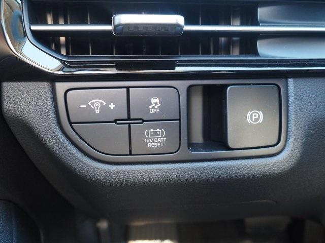 new 2026 Kia Sportage Hybrid car, priced at $32,495