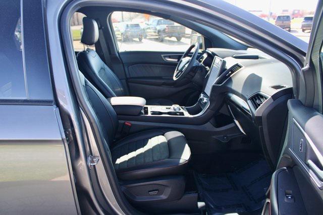 new 2024 Ford Edge car, priced at $46,097