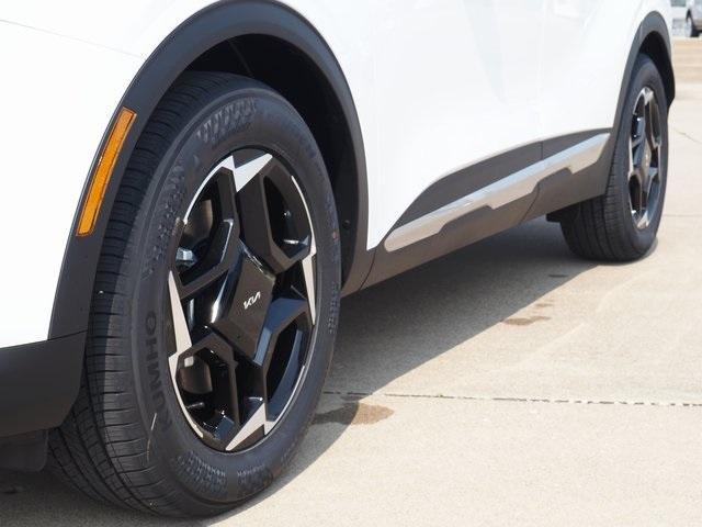 new 2026 Kia Sportage car, priced at $33,560