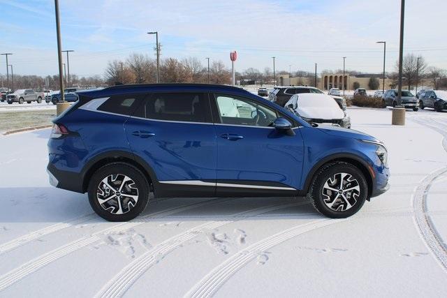 new 2025 Kia Sportage car, priced at $34,140