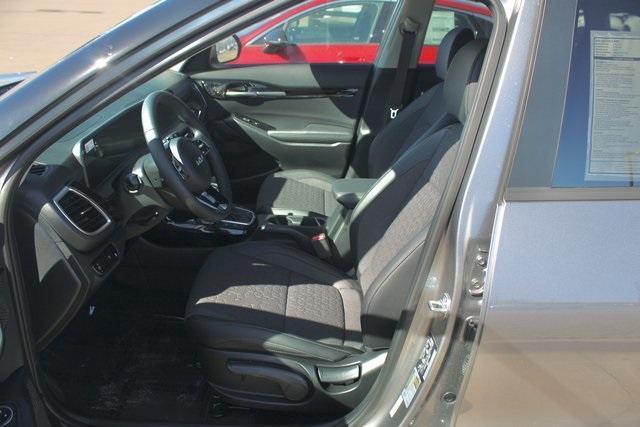 new 2025 Kia Seltos car, priced at $28,155