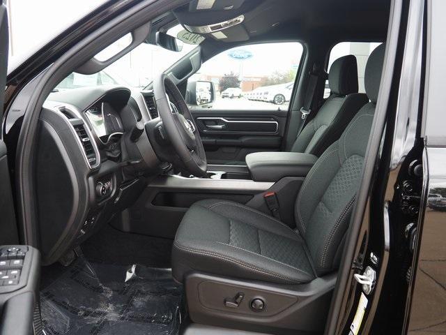 new 2025 Ram 1500 car, priced at $53,313