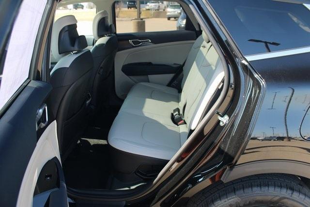 new 2025 Kia Sportage Hybrid car, priced at $35,440