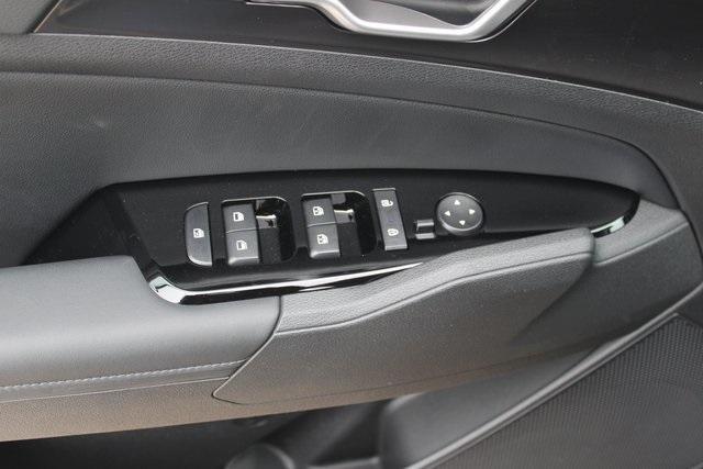 new 2025 Kia Sportage Hybrid car, priced at $35,835