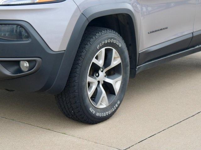 used 2018 Jeep Cherokee car, priced at $22,333
