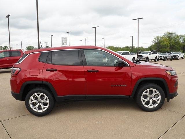 new 2025 Jeep Compass car, priced at $29,090