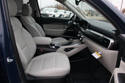 new 2025 Kia Telluride car, priced at $43,635