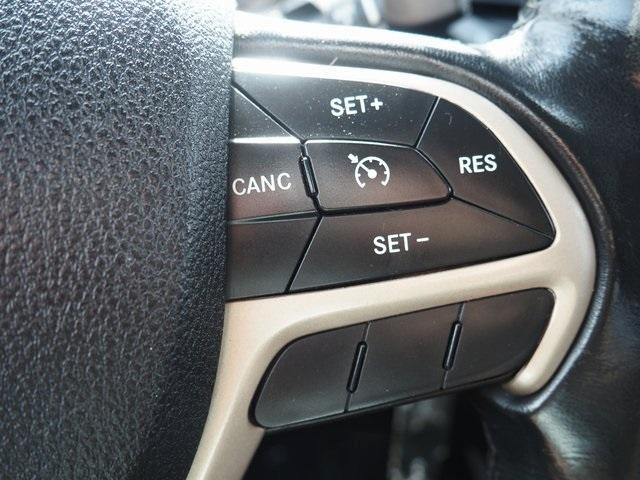 used 2015 Jeep Cherokee car, priced at $8,888
