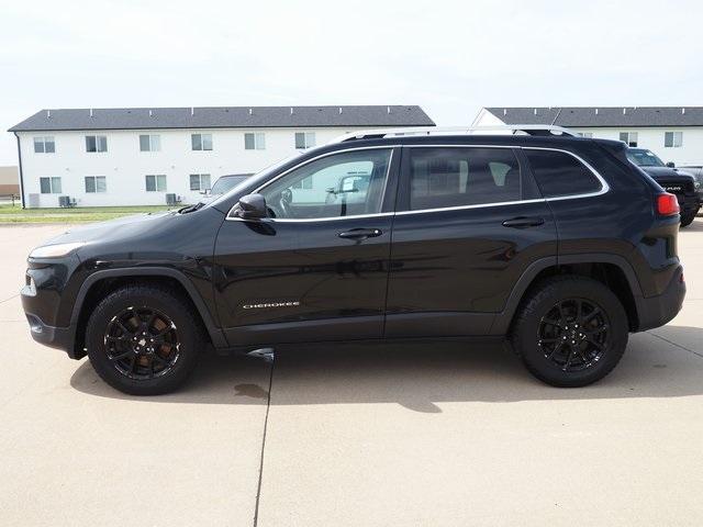 used 2015 Jeep Cherokee car, priced at $8,888