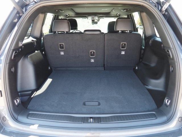 new 2025 Jeep Grand Cherokee car, priced at $52,000