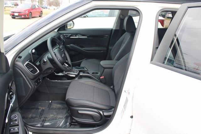 new 2025 Kia Seltos car, priced at $27,170