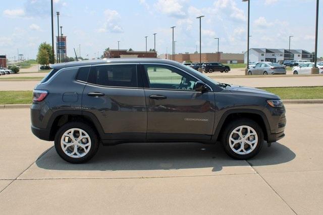 new 2024 Jeep Compass car, priced at $27,880