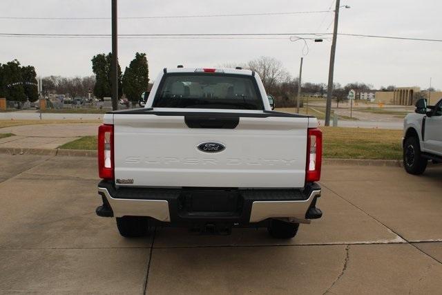 new 2025 Ford F-250 car, priced at $64,413