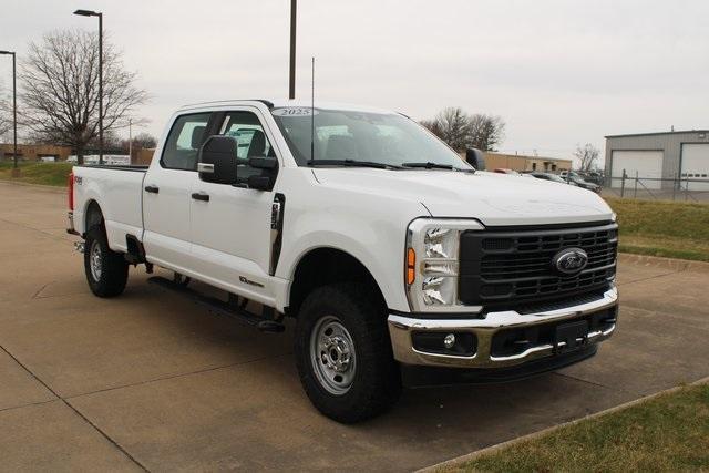 new 2025 Ford F-250 car, priced at $64,413