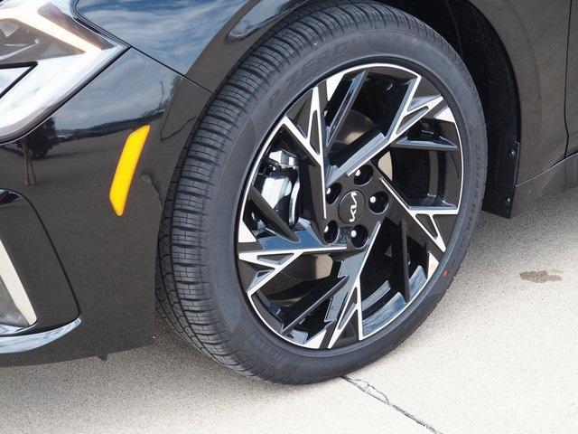 new 2025 Kia K5 car, priced at $33,260