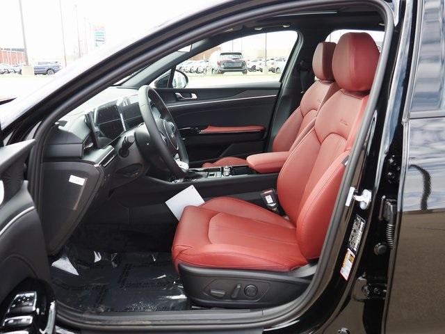 new 2025 Kia K5 car, priced at $33,260