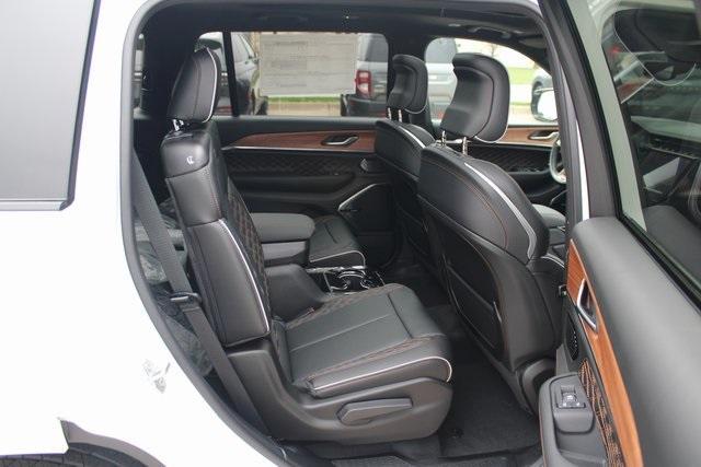 new 2025 Jeep Grand Cherokee L car, priced at $67,560