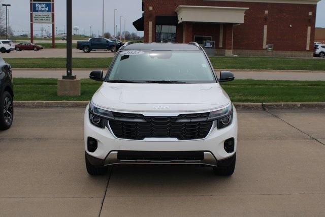 new 2025 Kia Seltos car, priced at $28,670