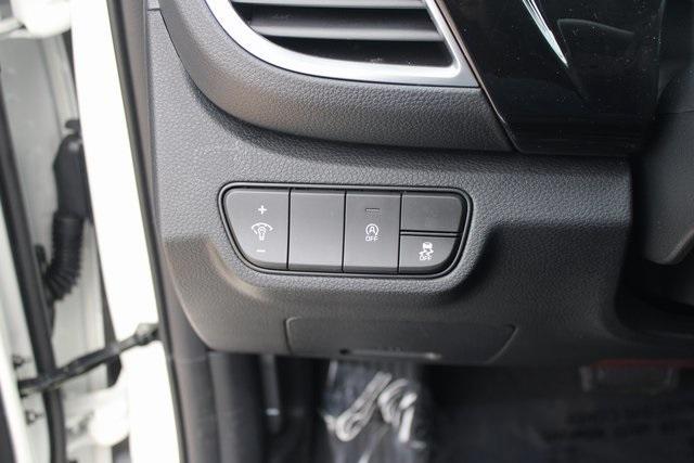 new 2025 Kia Seltos car, priced at $28,670