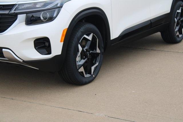 new 2025 Kia Seltos car, priced at $28,670