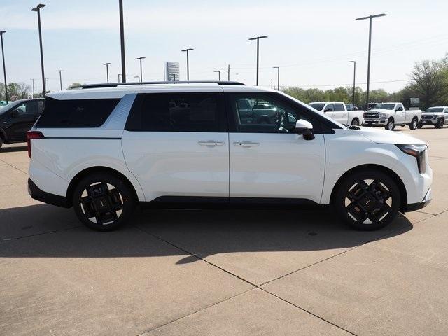 new 2025 Kia Carnival car, priced at $43,195