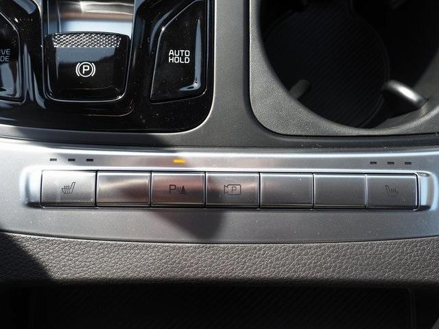 new 2025 Kia Carnival car, priced at $43,195